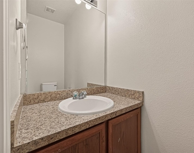 18915 S Lyford Drive - Photo Thumbnail 12