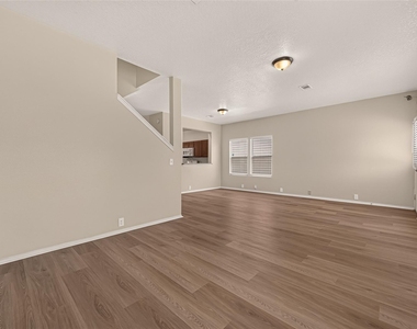 18915 S Lyford Drive - Photo Thumbnail 11