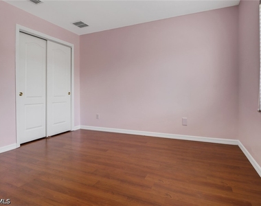8271 Laurel Lakes Way - Photo Thumbnail 26