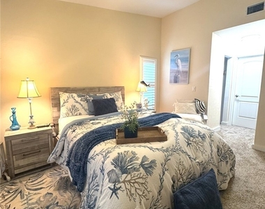 1517 Sw 51st Lane - Photo Thumbnail 6