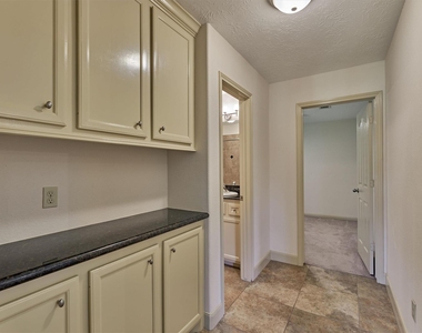 13511 Summer Hill Drive - Photo Thumbnail 20