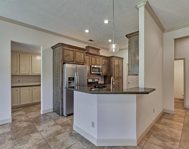 13511 Summer Hill Drive - Photo Thumbnail 15