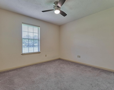 13511 Summer Hill Drive - Photo Thumbnail 19