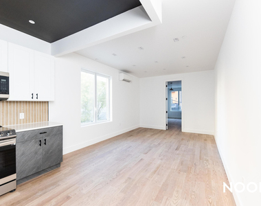 98 Moore Street - Photo Thumbnail 8