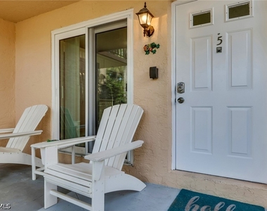 4001 Ice Castle Way - Photo Thumbnail 1