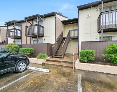 1500 Bay Area Boulevard - Photo Thumbnail 17