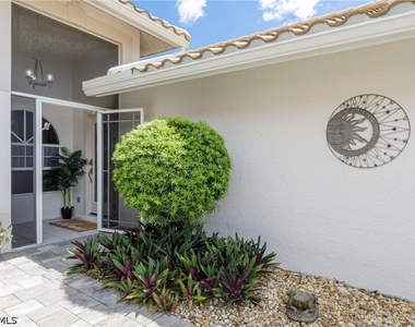 8654 Mustang Drive - Photo Thumbnail 2