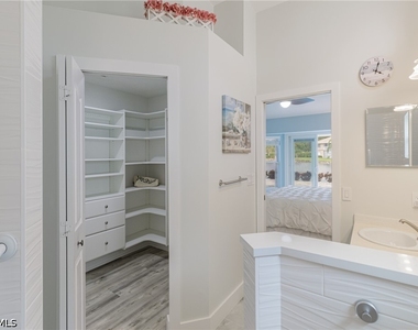 8654 Mustang Drive - Photo Thumbnail 17