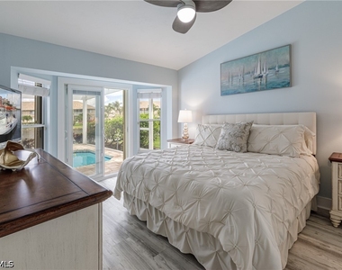 8654 Mustang Drive - Photo Thumbnail 14