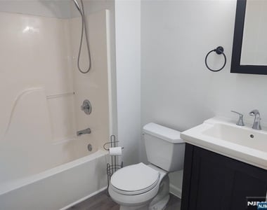 5912 Tudor - Photo Thumbnail 18
