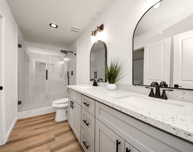 2407 Crestdale Dr - Photo Thumbnail 33
