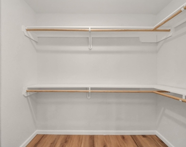2407 Crestdale Dr - Photo Thumbnail 27