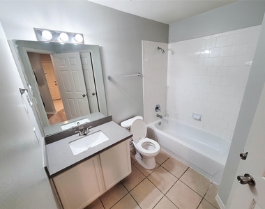 603 Cypresswood Ridge - Photo Thumbnail 8