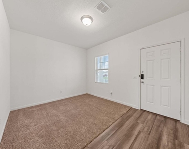 14332 Gila Crossing - Photo Thumbnail 3