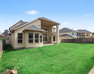10467 Lake Palmetto Drive - Photo Thumbnail 17