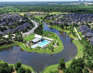 10467 Lake Palmetto Drive - Photo Thumbnail 8