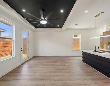 307 Quitman Street - Photo Thumbnail 9