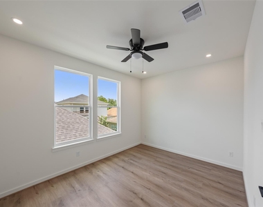 307 Quitman Street - Photo Thumbnail 26