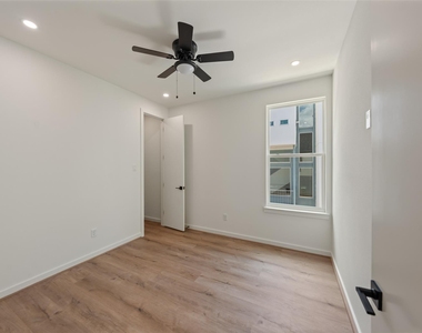 307 Quitman Street - Photo Thumbnail 24