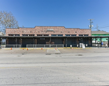 415 Fairview Avenue - Photo Thumbnail 12