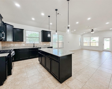 25322 Alverstone Drive - Photo Thumbnail 6