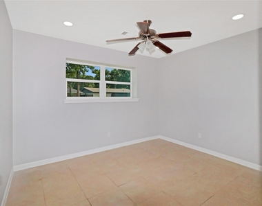 8711 Shadow Crest Street - Photo Thumbnail 8