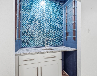 4513 W 43rd Street - Photo Thumbnail 8