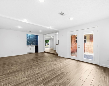 4513 W 43rd Street - Photo Thumbnail 7