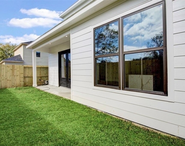 5310 Denmark Street - Photo Thumbnail 17