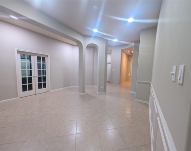 14915 Bronze Finch Drive - Photo Thumbnail 2