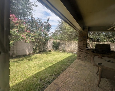14915 Bronze Finch Drive - Photo Thumbnail 19