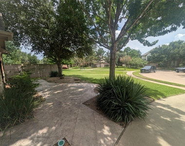 14915 Bronze Finch Drive - Photo Thumbnail 22