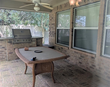 14915 Bronze Finch Drive - Photo Thumbnail 20