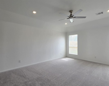 3008 Pintail Green Drive - Photo Thumbnail 11