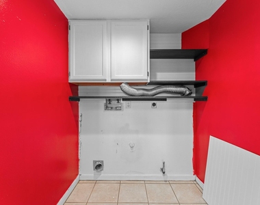 1602 Seminole Street - Photo Thumbnail 14