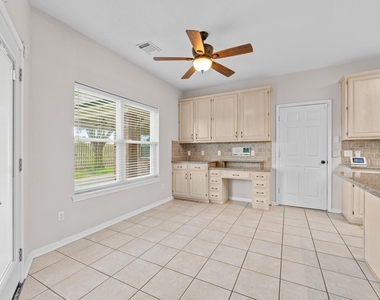 1602 Seminole Street - Photo Thumbnail 12