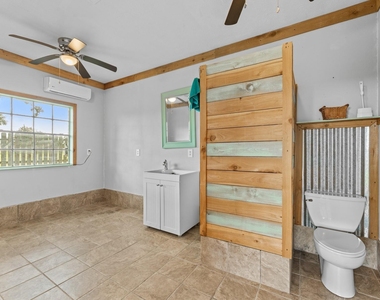 1602 Seminole Street - Photo Thumbnail 34