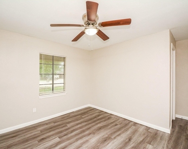 713 Wafer Street - Photo Thumbnail 13
