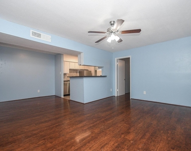 10603 S Wilcrest Drive - Photo Thumbnail 2