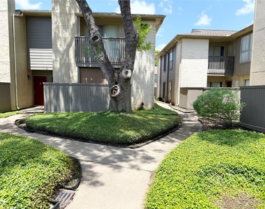 1900 Bay Area Boulevard - Photo Thumbnail 19