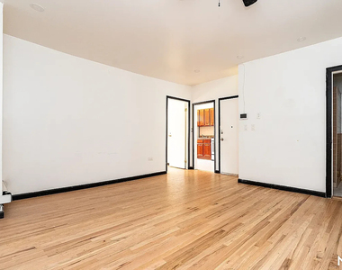 191 Graham Ave 11206 - Photo Thumbnail 18