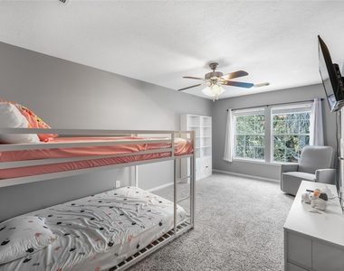 11010 S Auden Circle - Photo Thumbnail 6