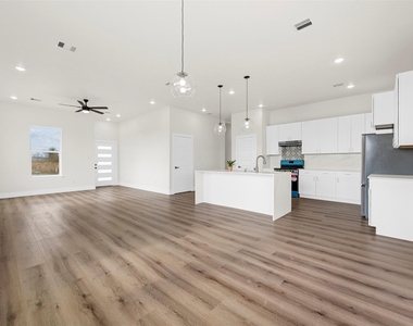 6000 Road 5503 - Photo Thumbnail 4