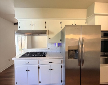 7603 Grape Street - Photo Thumbnail 14