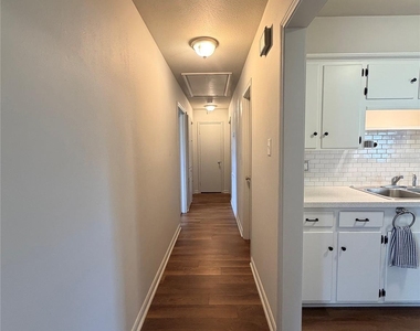 7603 Grape Street - Photo Thumbnail 17