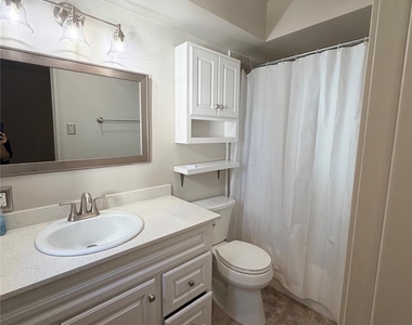 7603 Grape Street - Photo Thumbnail 24