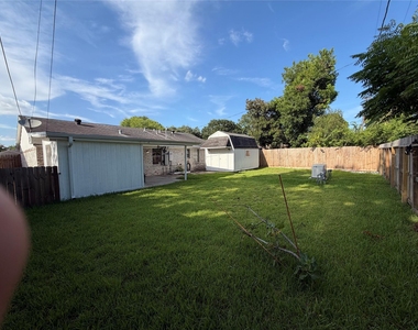 7603 Grape Street - Photo Thumbnail 9