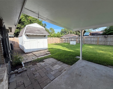 7603 Grape Street - Photo Thumbnail 6