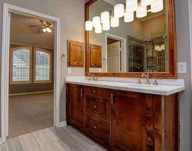 1408 W Webster Street - Photo Thumbnail 23