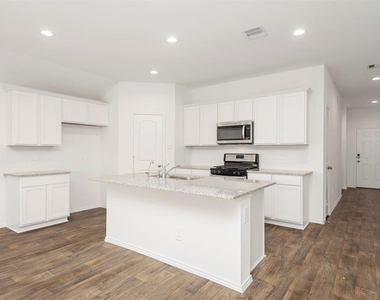 20352 Tembec Drive - Photo Thumbnail 4